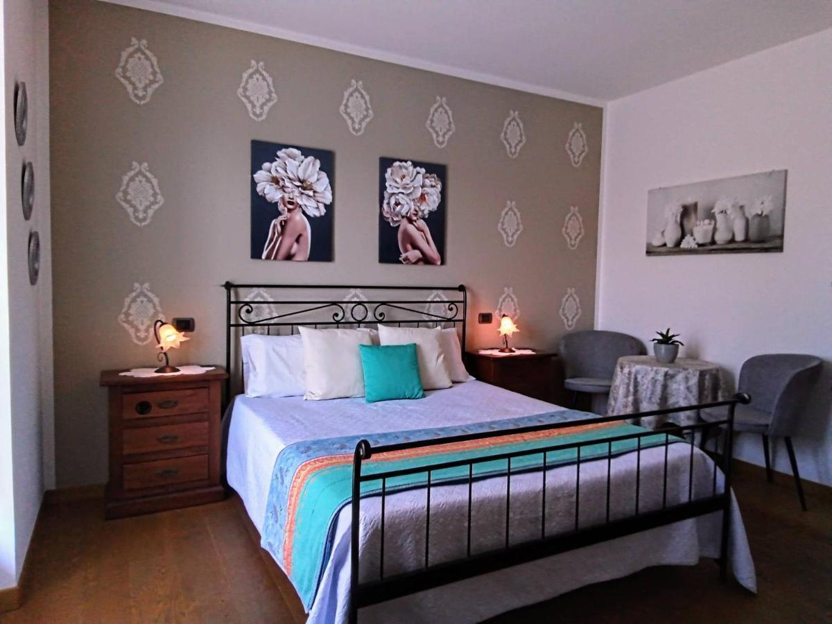 Villa Bonetti Costermano Szoba fotó